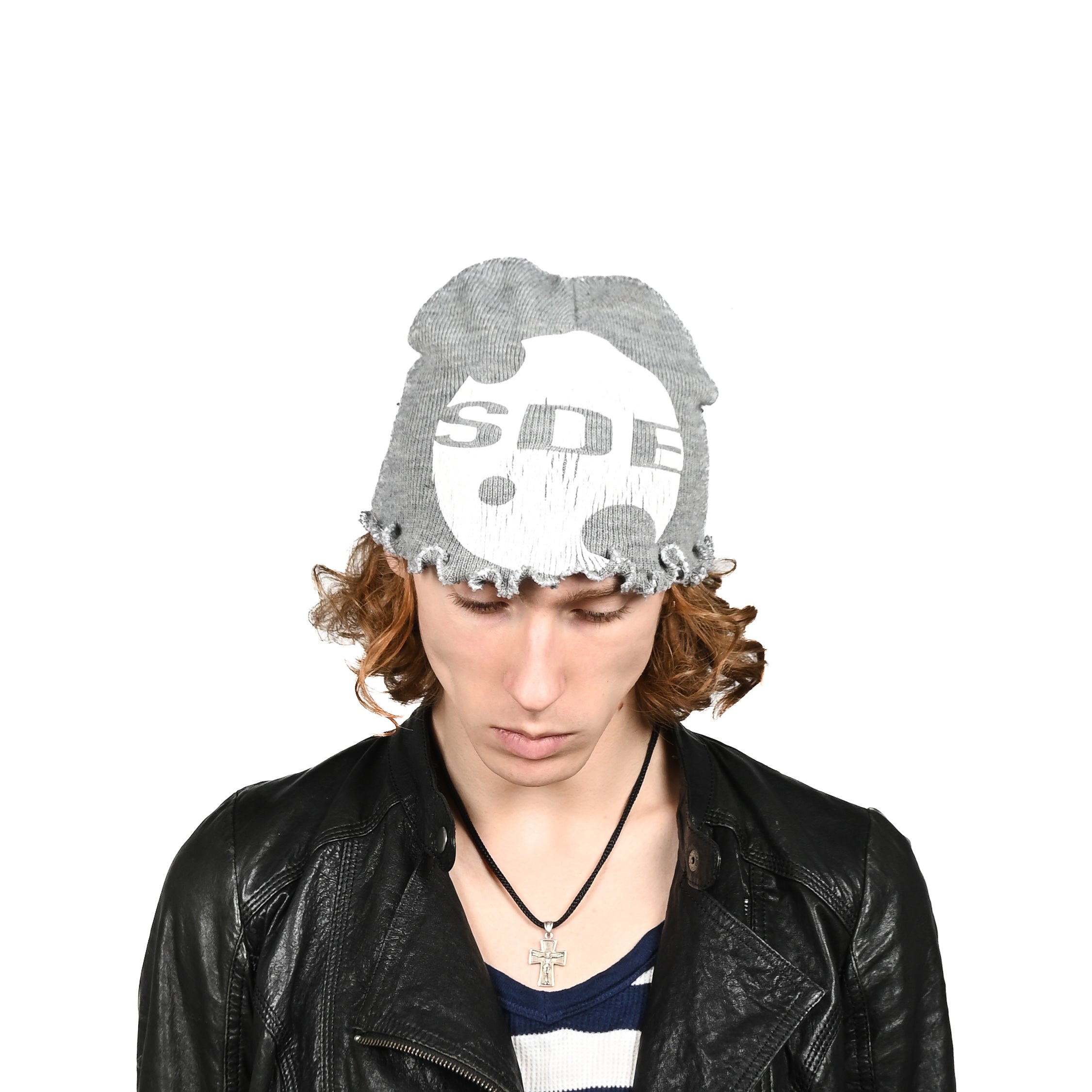 "SDE" grey bennie hat